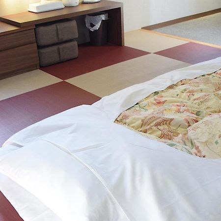 Hotel Wakamatsu Excel Isesaki Buitenkant foto