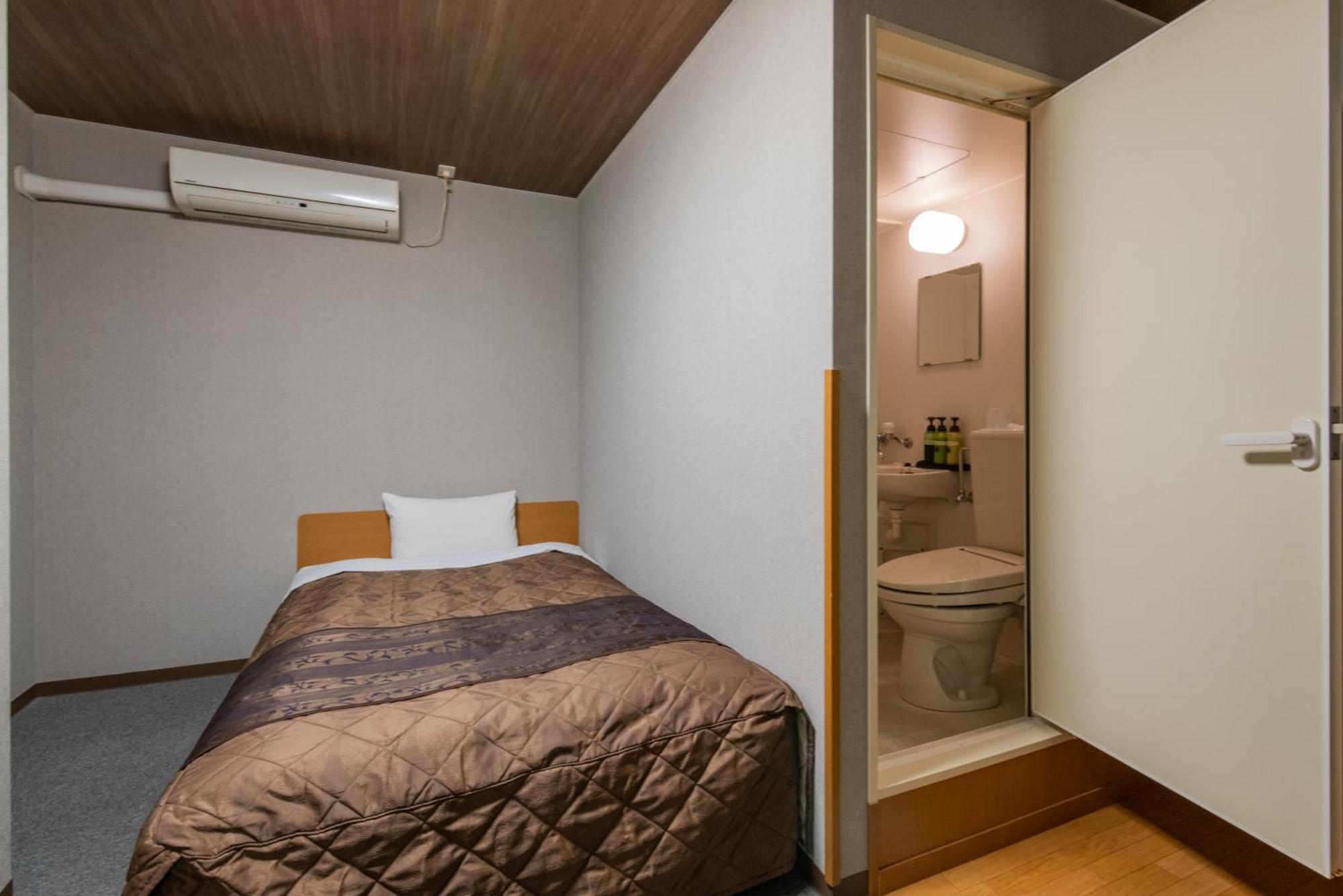 Hotel Wakamatsu Excel Isesaki Buitenkant foto