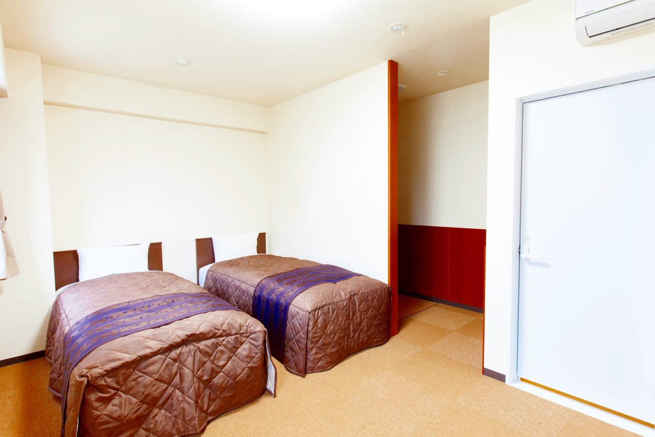 Hotel Wakamatsu Excel Isesaki Buitenkant foto